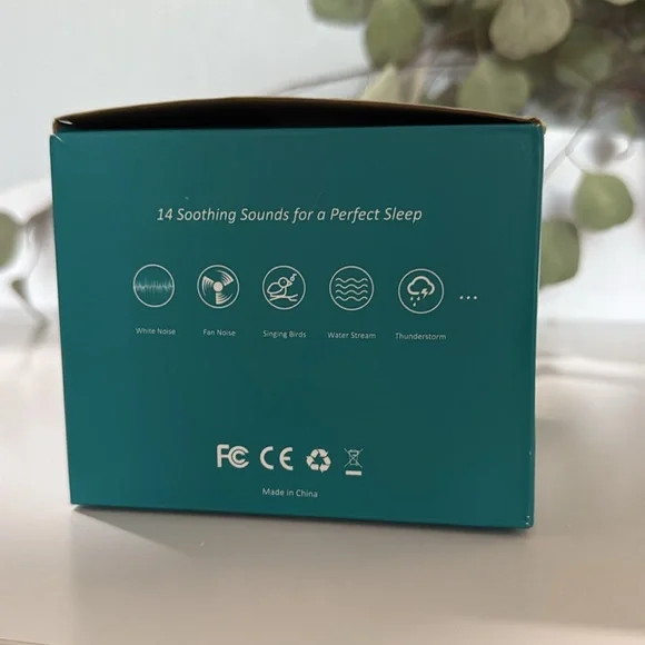 White Noise Sound Machine 14 Soothing Sounds 10 Levels Night Light Nursery - Picture 9 of 16